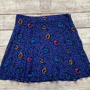 Forever 21 I Love H81 Abstract Floral Mini Skirt NWT Juniors Size Large Blue